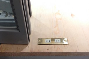 Jack/Outlet Plate