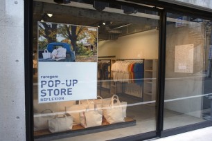 POP-UP STORE in REFLEXION